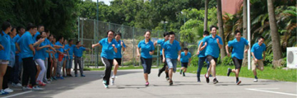 大成精密设备女子100米冲刺跑