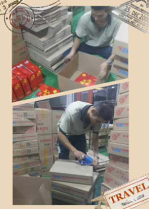 大成精密公司打包中秋月饼